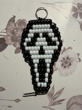 Handmade Black & White Beaded Skull Keychain